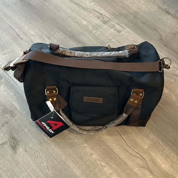 ATHALON | 21" Ponderosa Ballistic & Genuine Leather Duffel Bag - Black - Picture 1 of 10